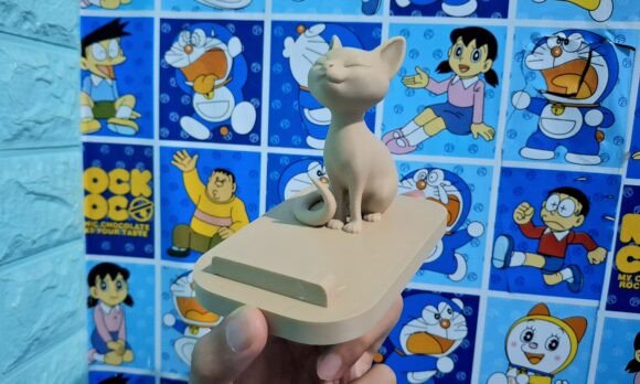 Cat Phone Holder 3D Printable Stl Model: A Cute and Functional Addition to Your Desk